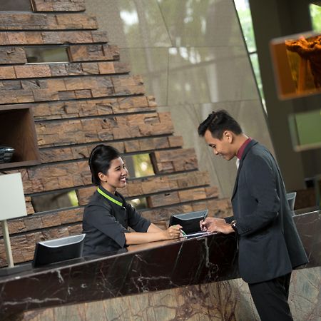 Holiday Inn Cikarang Jababeka, An Ihg Hotel Екстер'єр фото